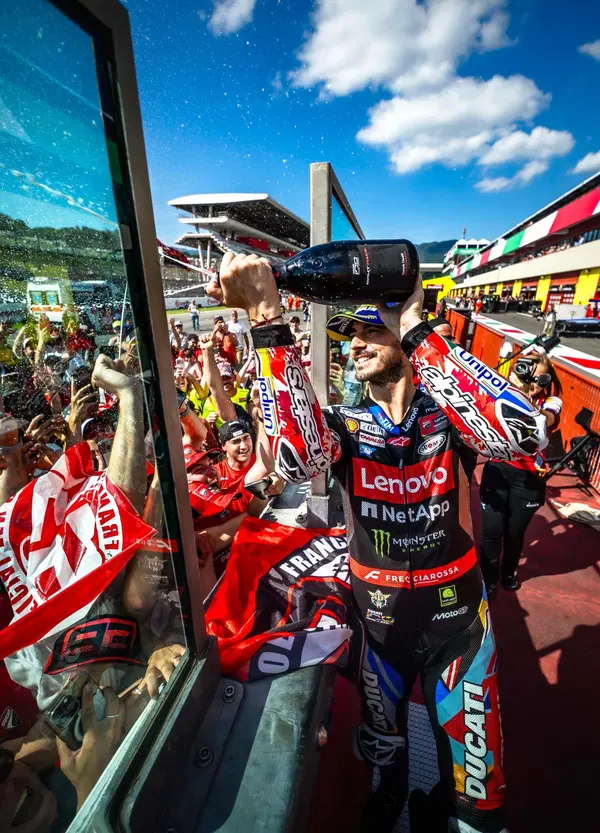 Bagnaia magistrale al Mugello: "Quasi come una vittoria". E poi (suo malgrado) ci racconta del figlio che aspetta