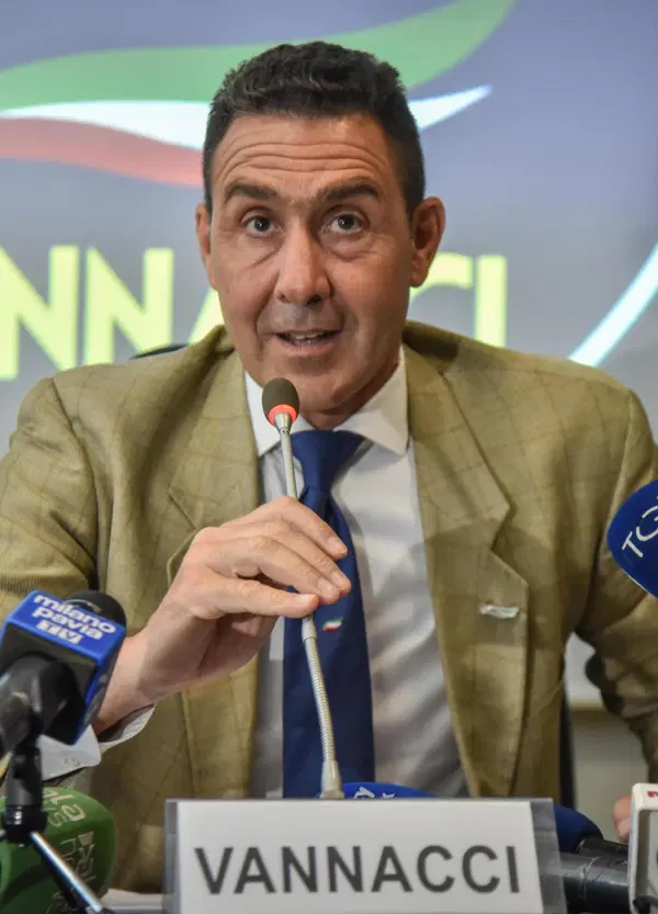 Altro che campo largo! Attenzione, sta per nascere il campo colorato: l'alleanza gialloverderossobruna