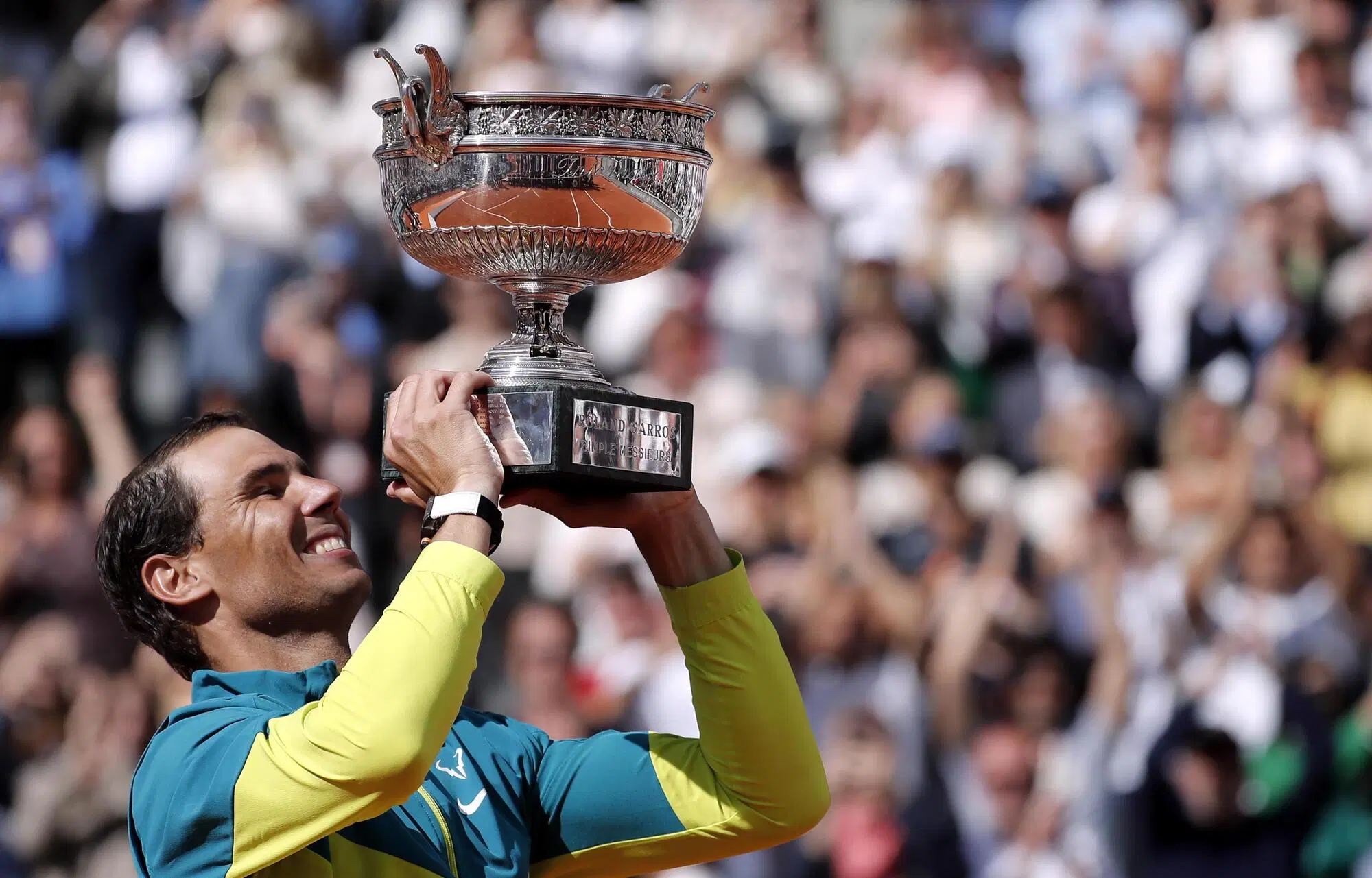 Rafa Nadal con l'ultimo Roland Garros vinto nel 2022