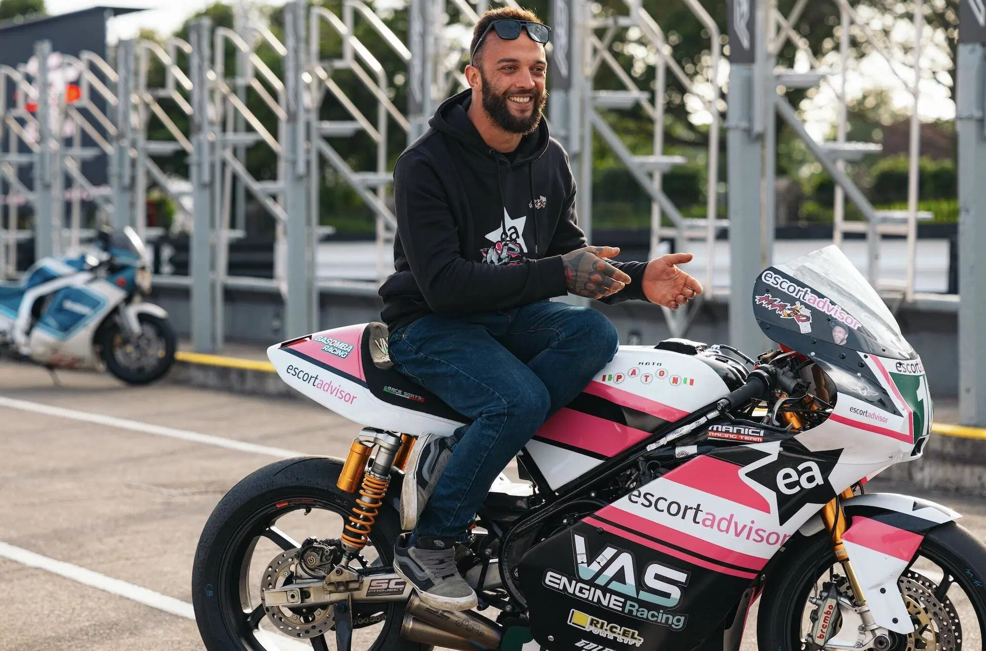 Andrea Majola sull'Isola di Man per il Tourist Trophy