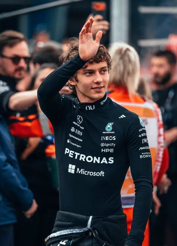 Kimi Antonelli a Monaco? &Egrave; gi&agrave; un killer: &ldquo;Ferrari &egrave; la favorita, qui vanno sempre forte&rdquo;. Ma intanto la sua Mercedes &egrave; stata stravolta e fa gi&agrave; paura