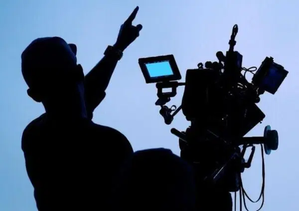 Ma cosa sta succedendo nel mondo dei cortometraggi? Il cinema in streaming guarda alla prossima frontiera: tra piattaforme negli aeroporti, il dibattito sul tax credit e i festival