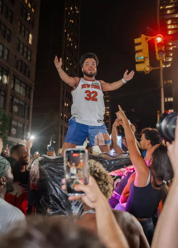Ma avete idea di quanto costa un biglietto per i Knicks? Non vi basta casa vostra