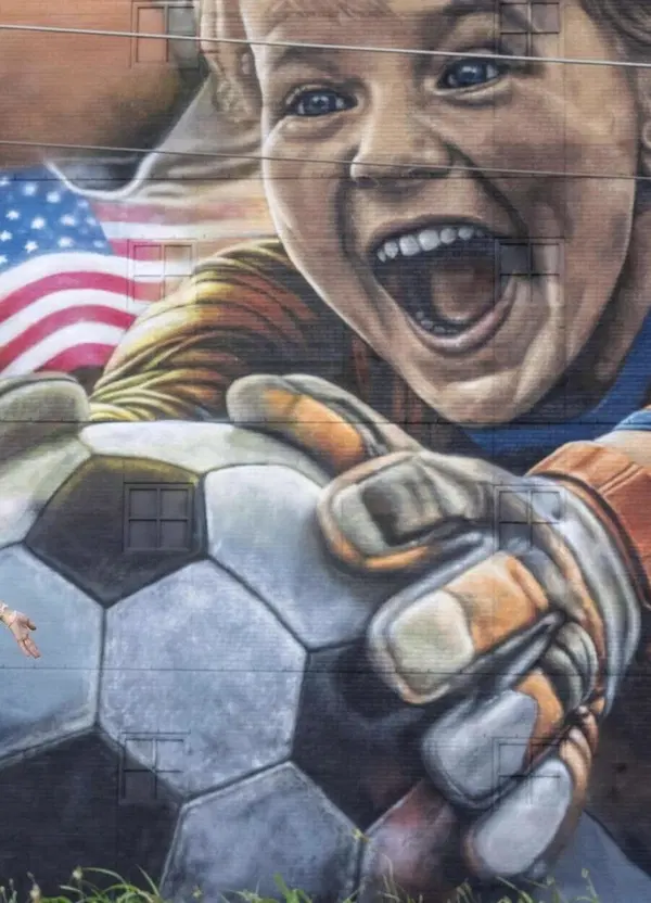 L&rsquo;ipocrisia Mondiale (e Occidentale) sul Marocco, il (falso?) segno del &ldquo;White Power&rdquo; dell&rsquo;arbitro Evans: bene, il tribunale social si attiva in tutta la sua stupidit&agrave; anche nel calcio