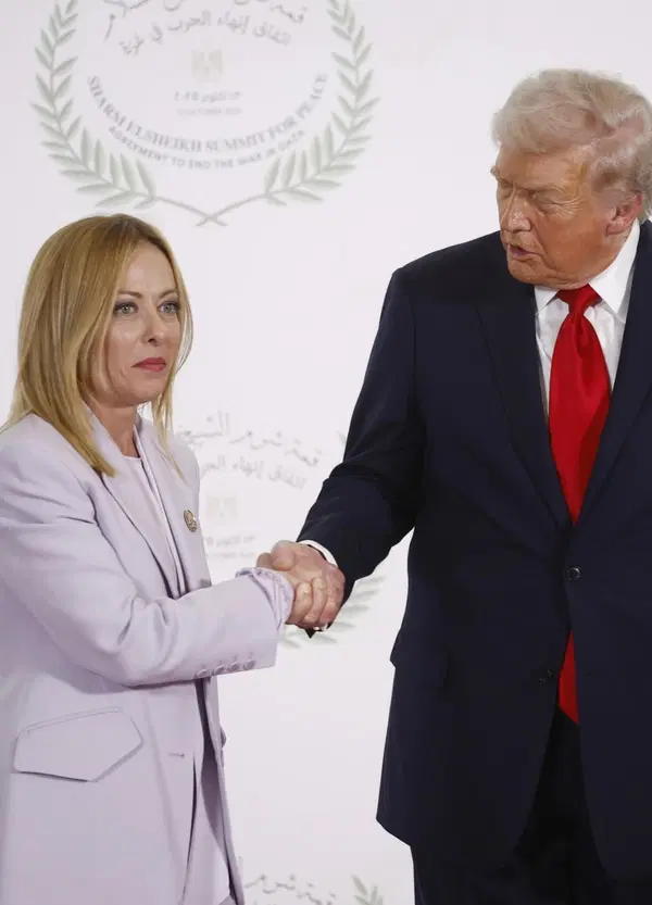 Giorgia Meloni risponde a Trump ma avete capito chi sono i &ldquo;nemici dell'Occidente&rdquo; di cui parla nel video? 