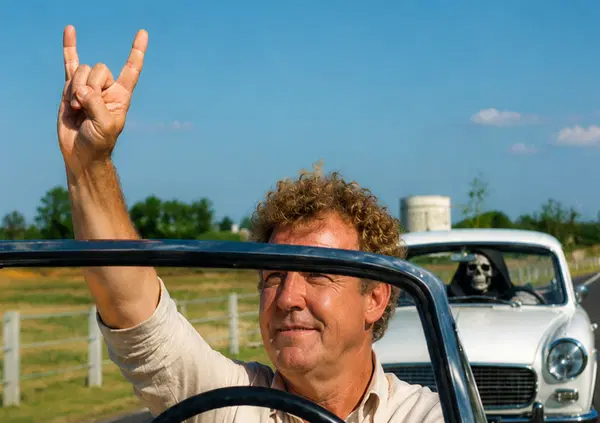 Jeremy Clarkson corre pi&ugrave; veloce della morte