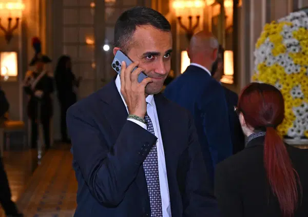 Luigi Di Maio &egrave; venuto dall&rsquo;Oriente per l&rsquo;evento della Camera di Commercio Usa a Milano e noi eravamo l&igrave;: dal forfait di Girogetti alle gaffe di Licia Ronzulli al buffett da fast food