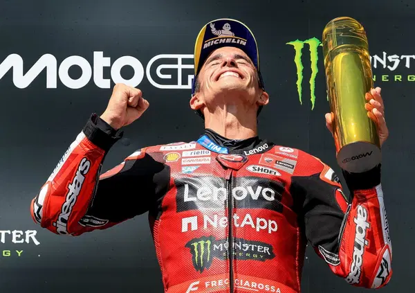 La pioggia di annunci &egrave; partita col botto! Marc Marquez con Ducati fino al 2028 avvisa: &ldquo;Continuo perch&eacute; voglio raggiungere obiettivi ancora pi&ugrave; ambiziosi&rdquo;