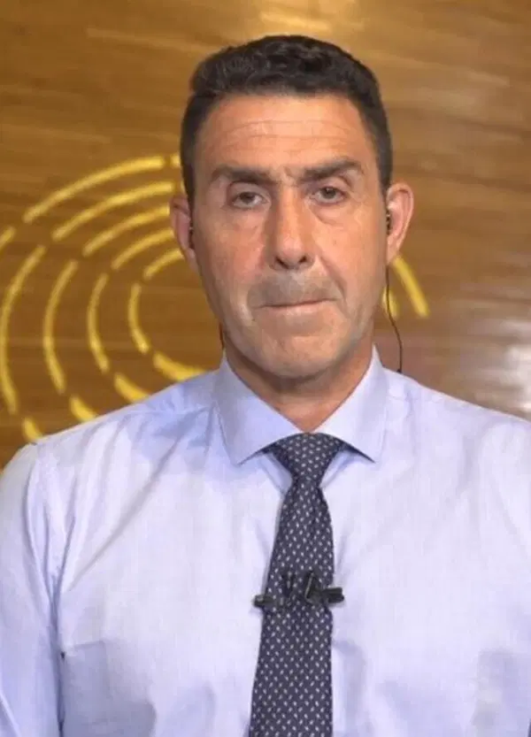 Vannacci fa pi&ugrave; paura a TeleMeloni che alla sinistra? Futuro Nazionale avanza e sparisce dalla Rai, ma anche Mediaset non &egrave; pi&ugrave; quella di prima