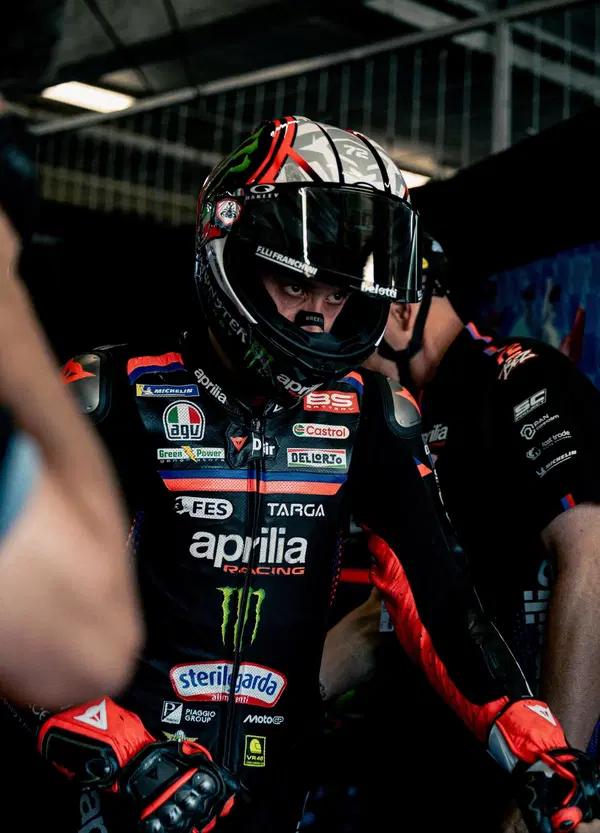 Marco Bezzecchi ad Assen: &ldquo;Marc in conferenza mi ha fatto riflettere. Ci sgrida la mamma, ma ci sgridano pure milioni di persone&rdquo;