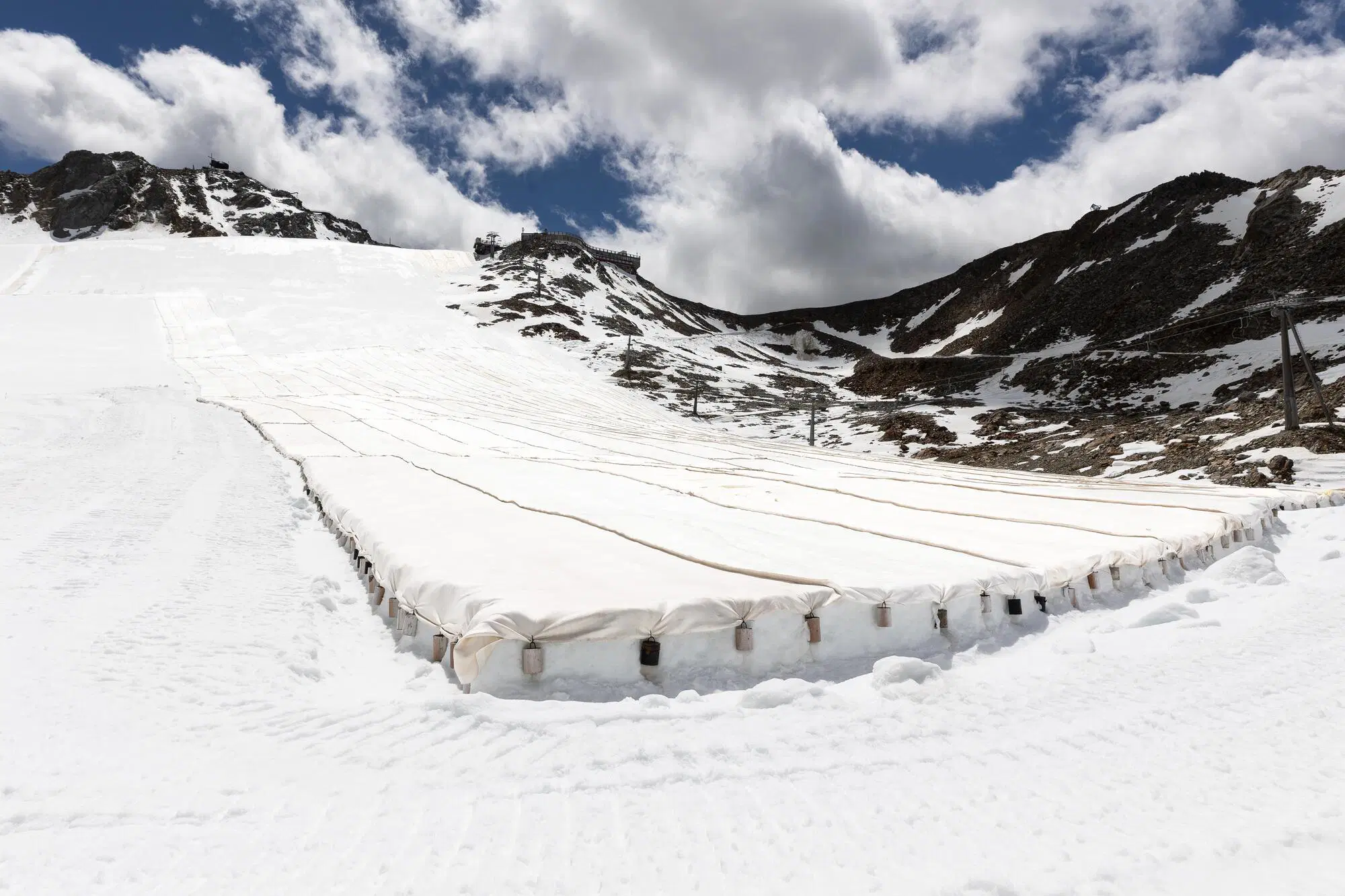 MINI Takes Care Val Senales Neve