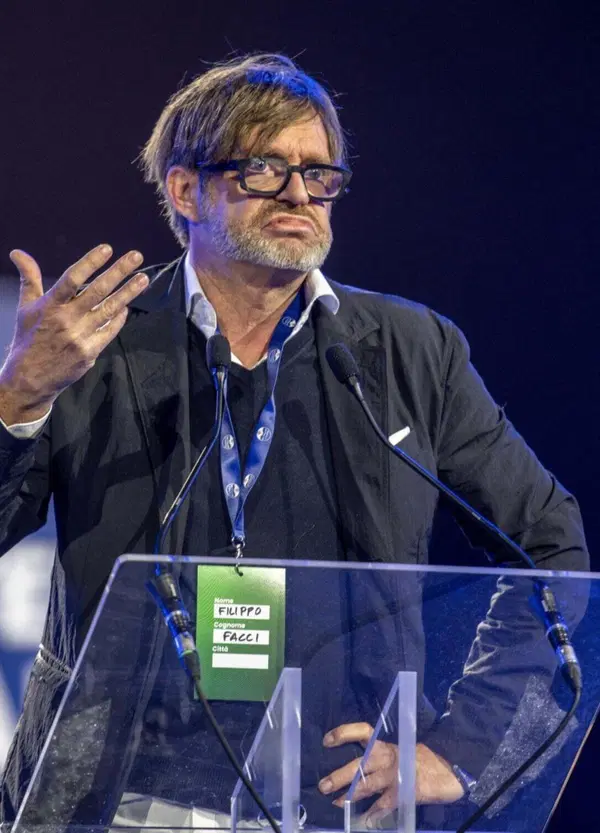 Filippo Facci pesantissimo dopo la notizia delle indagini su Lavitola per la bomba a Ranucci: &ldquo;Fortuna che non siamo Report, altrimenti...&rdquo;