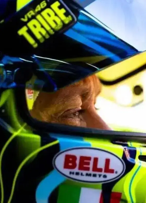 Valentino Rossi questo weekend? Far&agrave; tremare tutta Goodwood con un mostro che ha fatto la storia di BMW: &ldquo;Essere al festival &egrave; un&rsquo;esperienza indimenticabile&rdquo;
