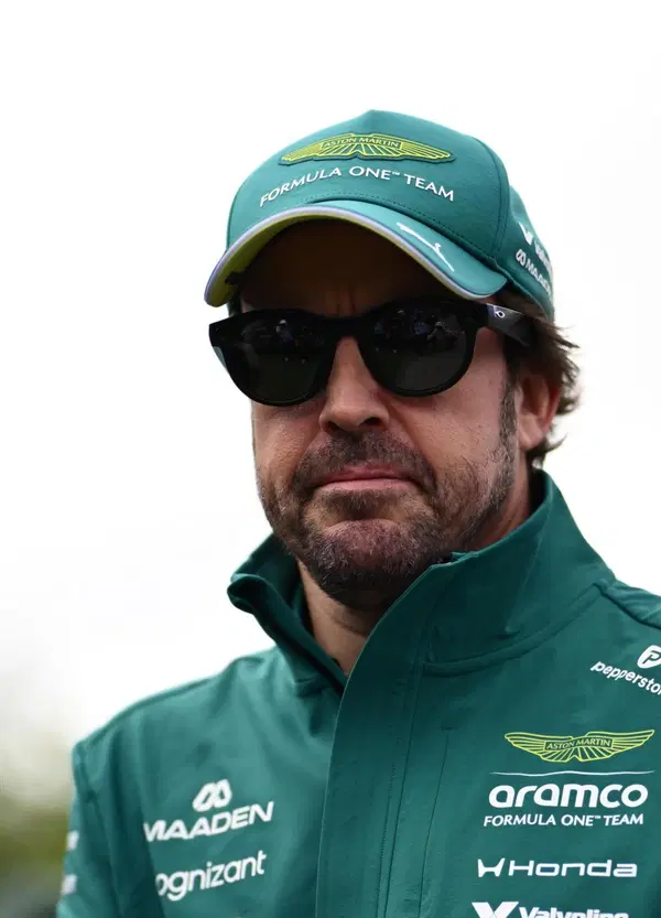 Fernando Alonso a fuoco sulla F1 del 2026: &ldquo;Non servono talento o sorpassi, basta premere un bottone&rdquo;. Frustrazione o dura verit&agrave;?