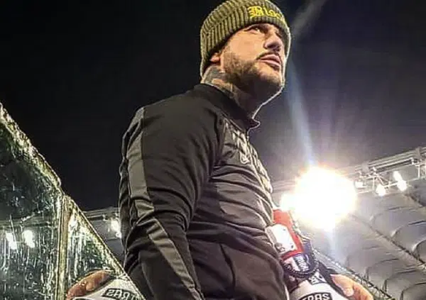 Ferdico accusa Davide Cancelli degli Irriducibili: &ldquo;Aveva capito tutto&rdquo;. Siamo andati nel suo negozio di tatuaggi a intervistarlo: &ldquo;Marco non &egrave; un uomo, si confonde. E spero di rincontrarlo&rdquo; 