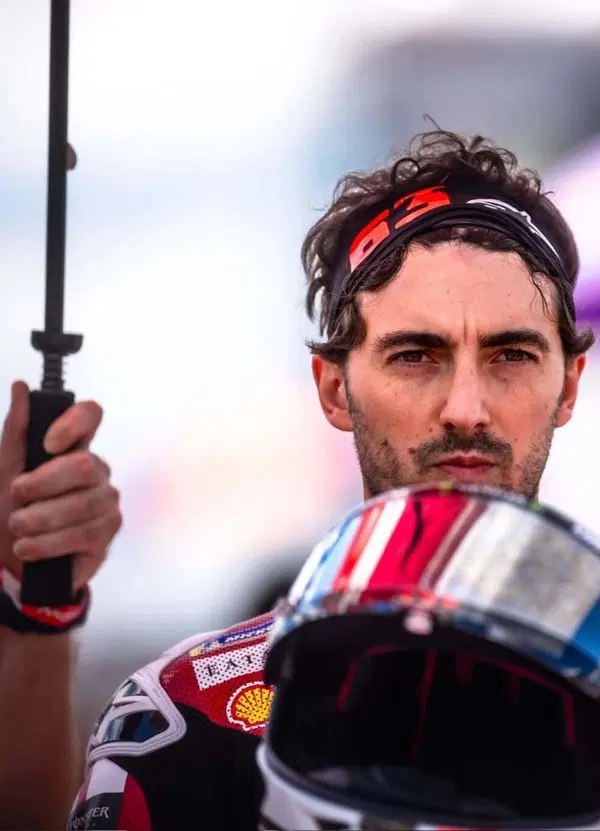 Svelato il mistero di Pecco Bagnaia sui ritiri a Jerez, Le Mans e Assen? Forse, di certo come direbbe la Ferragni c&rsquo;&egrave; un &ldquo;errore di comunicazione&rdquo;