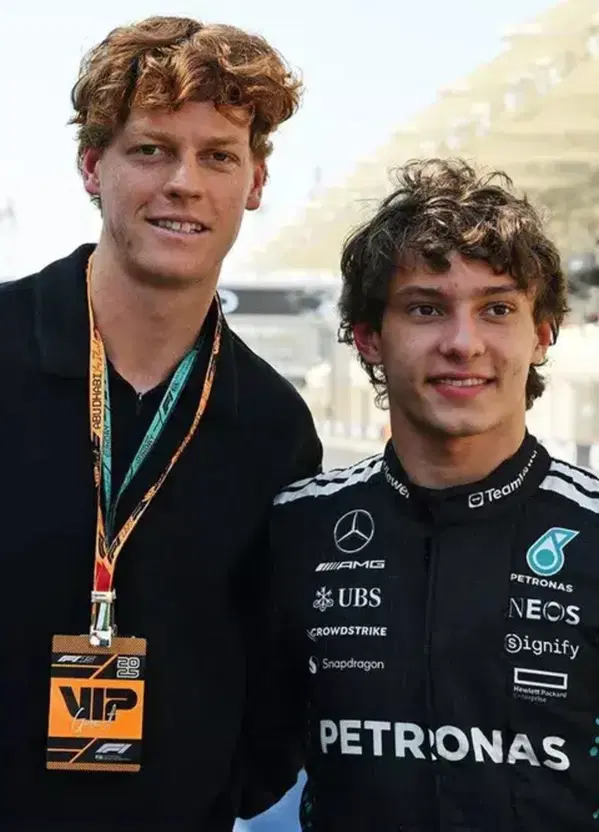 I missili di Stefano Domenicali: &ldquo;A inizio anno tutti dubitavano, ma stiamo vivendo un momento straordinario. La F1? Senza l&rsquo;Italia non &egrave; protagonista e Antonelli va oltre lo sport, come Sinner e Ferrari&rdquo;