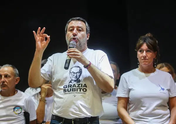 Caro Salvini, non basteranno le visite a Roggero in carcere per cancellare il flop di Pontida vuota, il disastro dei trasporti e l&rsquo;ascesa di Vannacci (che t&rsquo;ha rubato il posto)