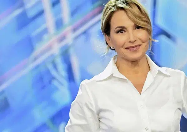 Barboni con Nina Moric? Se ci fossero ancora i programmi di Barbara D&rsquo;urso...