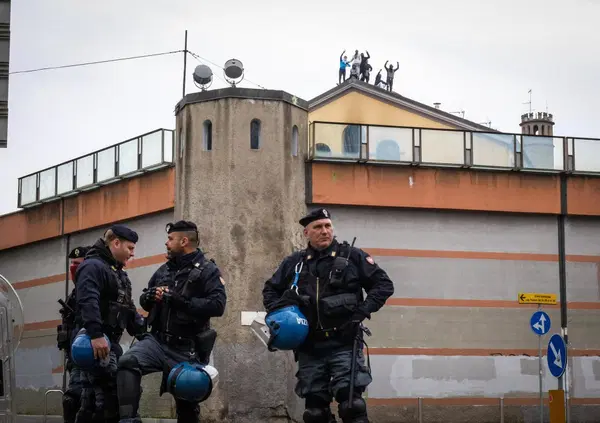 Il procuratore capo di Palermo De Lucia dice una cosa gravissima: &ldquo;Le carceri sono in mano alle mafie&rdquo;. Nordio si infuria, ma ecco perch&eacute; ha (quasi del tutto) ragione. Ne abbiamo parlato con il segretario del Sappe Donato Capece