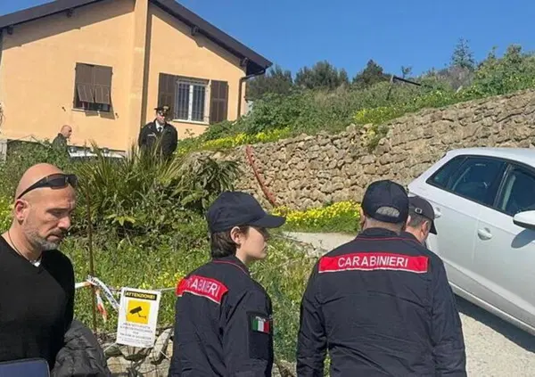 Bimba morta a Bordighera: la madre accusa il compagno, ma i testimoni la smentiscono (con racconti devastanti)