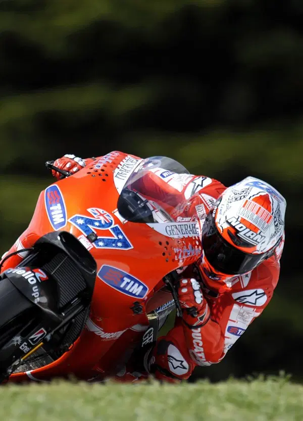 Ci voleva Michele Pirro da Mig Babol per farci capire davvero chi fosse Casey Stoner? No, ma sentire quei racconti fa comunque impressione