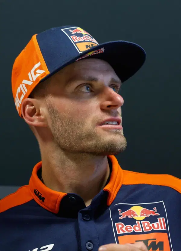 Cos&igrave; Brad Binder &egrave; il primo pilota MotoGP a traslocare: correr&agrave; con Oliveira in BMW, mentre Danilo Petrucci rischia di lasciare la SBK. Ma l&rsquo;esodo sar&agrave; abbastanza?