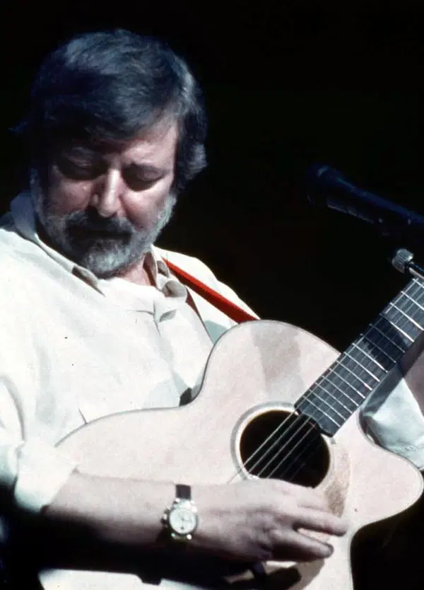 Guccini e questo mestiere da avvelenati che &egrave; il giornalismo (per sempre tuo Cirano)