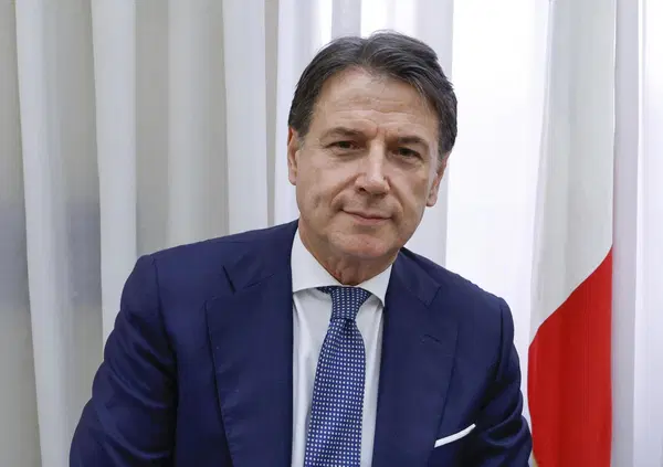 Ma cos&rsquo;&egrave; sta storia della casa di Giuseppe Conte? Il primo scoop di Amadori su Libero (da La Verit&agrave;) &egrave; un vecchio classico: nemico politico e scandalo immobiliare