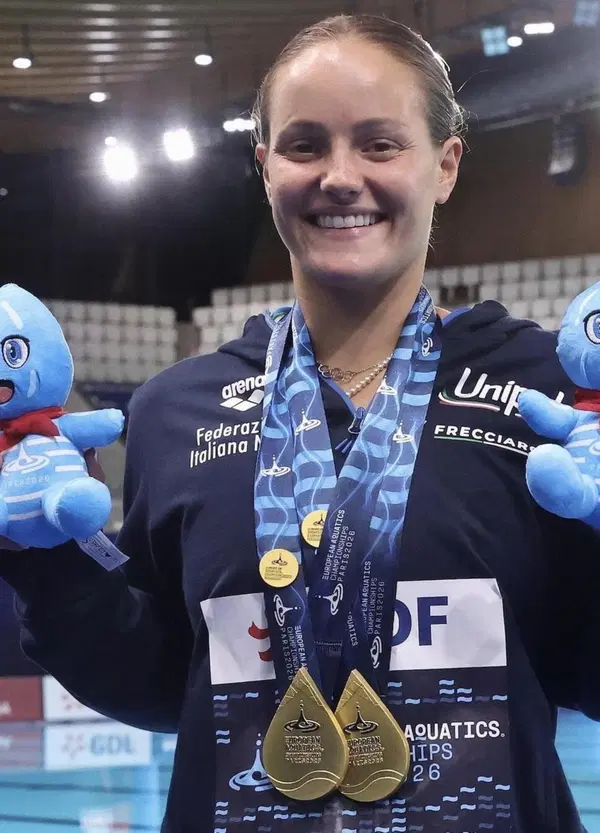 Ma che bello &egrave; vedere Chiara Pellacani fare la storia agli Europei di nuoto e ascoltare il padre giornalista che si emoziona su La7?