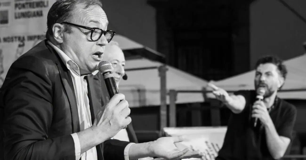 &ldquo;Altro che presidente della Repubblica, Giorgia Meloni leader della nuova Unione Europea&rdquo;: Tommaso Cerno traccia la strada. Alla presentazione del suo libro lo abbiamo fatto incaz*are, ma ne &egrave; valsa la pena