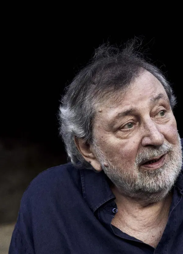 Scrivere di musica e non conoscere Guccini