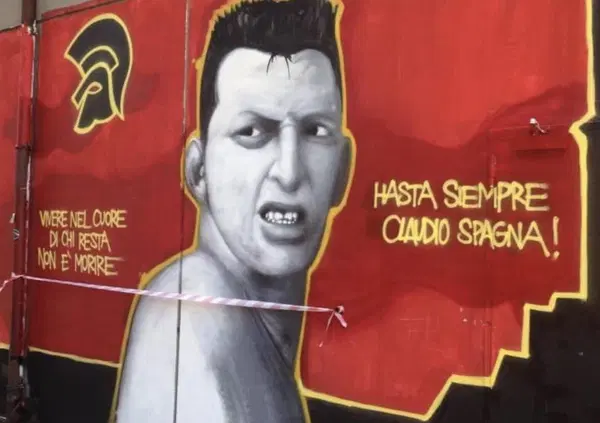 I fiori per Vincenzo Claudio Spagnolo al Ferraris, l'amore del popolo del Genoa. Vi ricordate chi &egrave; responsabile della morte di &ldquo;Spagna&rdquo;? Le Brigate 2 della curva Sud del Milan 