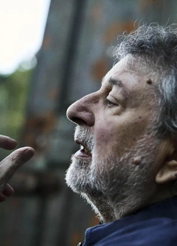 &Egrave; morto Francesco Guccini: comprate il mio libro, Pastorale Siciliana