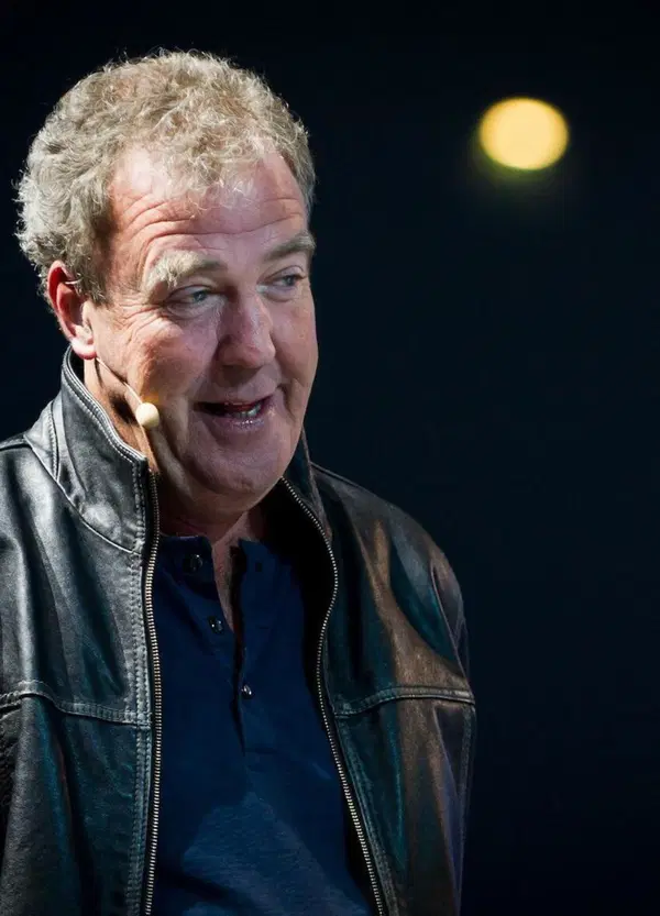 Jeremy Clarkson sulla Jaecoo 7: &ldquo;Anima da secchio di sabbia&rdquo;. Ok, il cancro l&rsquo;ha reso buono, ma di incurabile c&rsquo;&egrave; l&rsquo;Europa