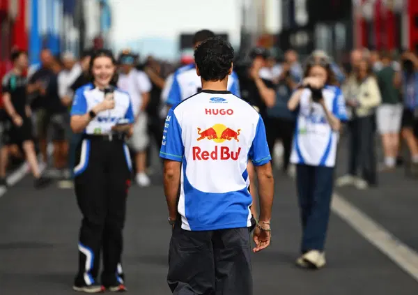 Signori, stiamo per raccontarvi la F1 come non &egrave; mai stato fatto, direttamente da Zandvoort: abbiamo un pilota di F1, una squadra italiana e tanto backstage