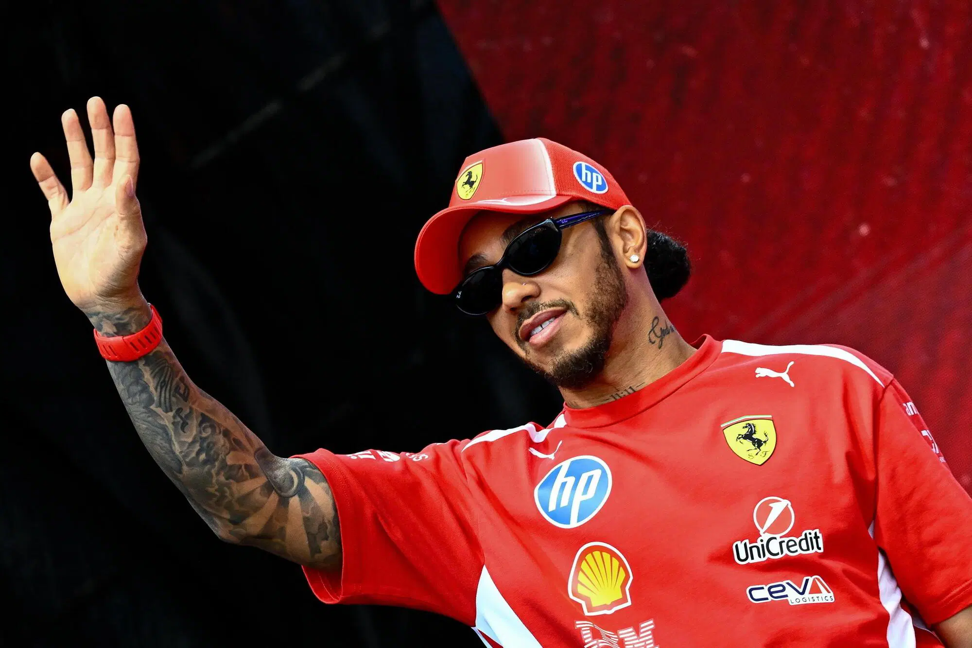 Lewis Hamilton Paddock F1