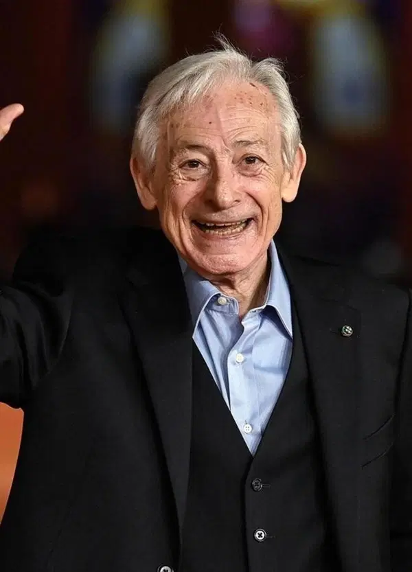Leo Gullotta contro &ldquo;l&rsquo;amichettismo&rdquo; di destra: &ldquo;Una manina ha cancellato il mio nome&rdquo; dal Premio Fondazione Taormina 