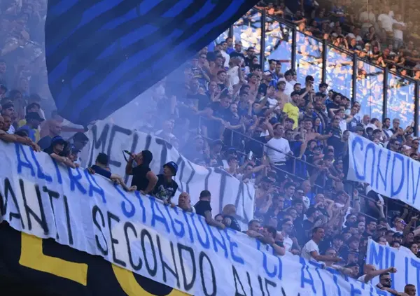 Valori sugli striscioni in curva Nord e il &ldquo;Sodalizio&rdquo; della Sud: riparte la Serie A e gli ultras di Inter e Milan (tranne qualcuno) tornano al proprio posto. Come sono andati gli esordi delle tifoserie?