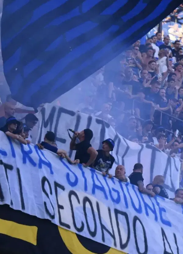 Valori in curva Nord e il &ldquo;Sodalizio&rdquo; della Sud: gli ultras di Inter e Milan tornano al proprio posto