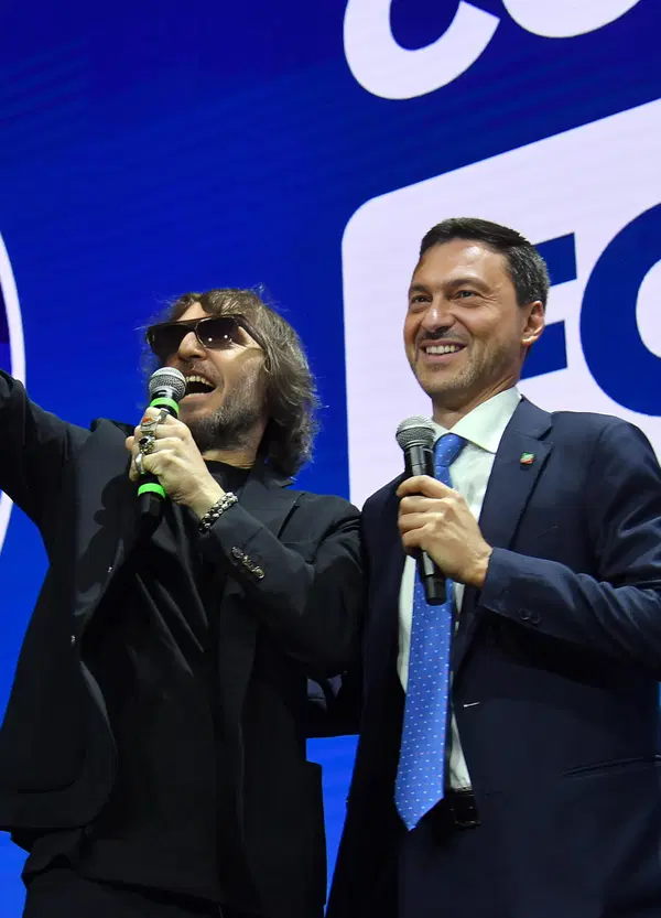 Ranucci fuori da Report? Cruciani su MOW spiazza tutti: &ldquo;Fossi in loro lo riconfermerei. Meglio uno zoppo che un martire&rdquo;. E sul caso Camuso? &ldquo;Perch&eacute; tirare fuori quei messaggi anni dopo?&rdquo;