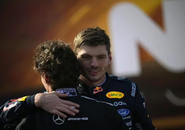 Abbiamo chiesto a Max Verstappen di Kimi Antonelli, ultimo a Monza: &ldquo;Pu&ograve; fare tanti punti&rdquo;, mentre per il Mondiale gli d&agrave; un solo consiglio
