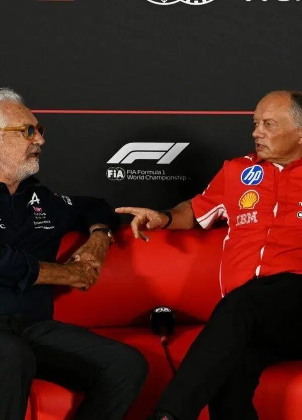 Dissing in F1 tra Flavio Briatore e Andrea Stella? A Monza succede di tutto, con Vasseur che invece risponde a Toto Wolff sul budget cap: &ldquo;Parla senza sapere, non commento&rdquo;