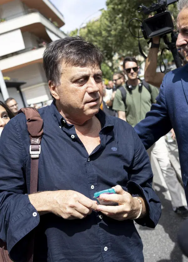 &ldquo;Nulla da chiarire&rdquo; un ca*zo, avvocato Cola. Le domande sul caso Lavitola-Ranucci sono ancora tantissime, e ve le facciamo tutte