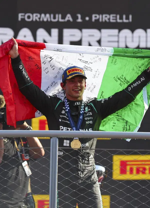L&rsquo;onest&agrave; e le emozioni di Kimi Antonelli: &ldquo;Guardo le foto di Monza tutti i giorni, ma non ho ancora realizzato. Madrid? C&rsquo;&egrave; una sola strategia&rdquo;