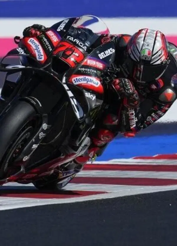 Misano non ti mollo: Marco Bezzecchi &egrave; un cagnaccio e si prende pole e record, Marquez prova a toglierli l&rsquo;osso dai denti, Diggia e Marini ingabbiano Mart&iacute;n