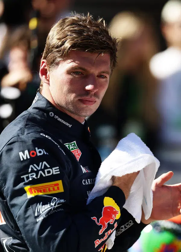 A proposito di piloti che non si fanno problemi a sfanc*lare tutto e tutti, ecco il vincitore. Spoiler? Max Verstappen