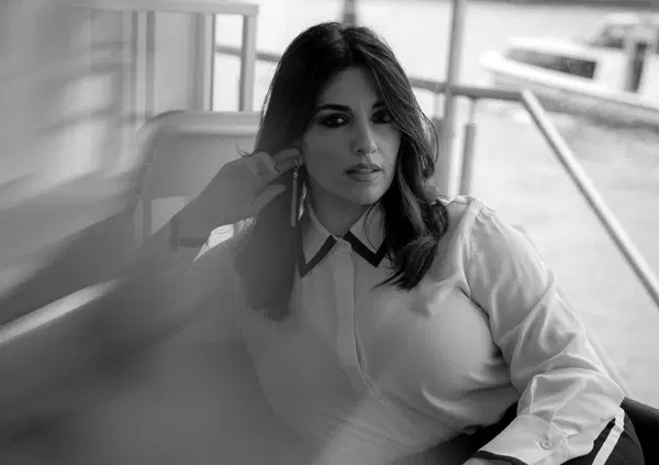 &ldquo;Sono stanca del giudizio degli altri: con il corpo ho deciso di riprendermi il mio spazio&rdquo;. L&rsquo;attrice Liliana Fiorelli sul cinema tra luci e ombre e &ldquo;I predatori&rdquo; di Castellitto
