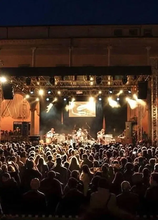 Intervista totale a Giordano Sangiorgi (MEI): &ldquo;Sanremo e Major affondano le band per risparmiare. Spotify? Non d&agrave; neanche le briciole. La salvezza &egrave; nella musica indipendente&rdquo;