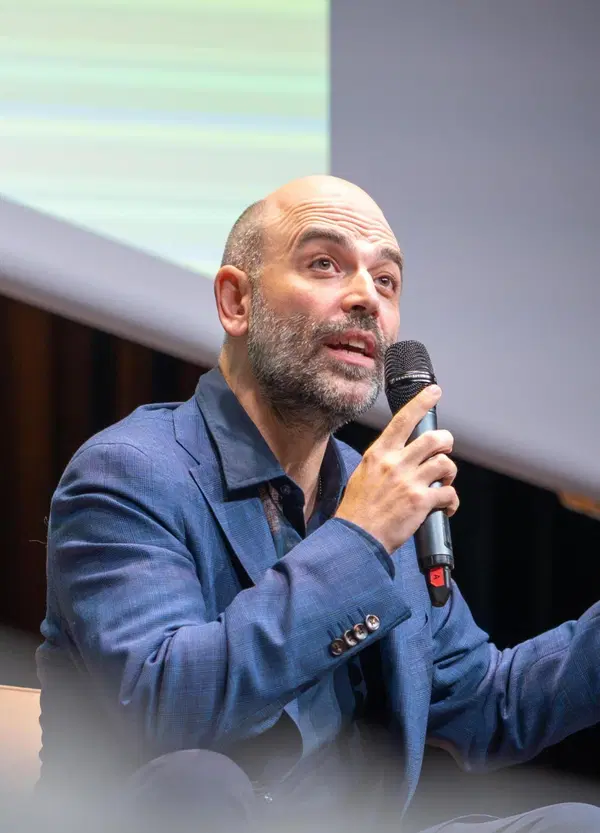 Maria Lavitola querela Roberto Saviano! La sorella di Valter contro lo scrittore-youtuber: &ldquo;Ha leso la memoria di mio padre&rdquo;. E domani sera la sua intervista esclusiva a Filorosso